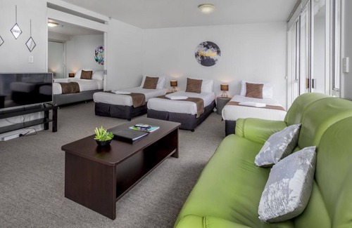 Grafton Apartment | Crown on Cintra Lane