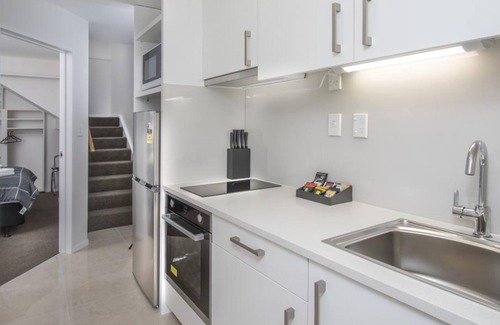 Grafton Apartment | Crown on Cintra Lane