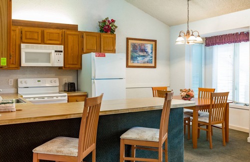 Drums Apartment | Crown Resorts at the Poconos