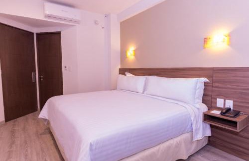 Downtown Queretaro Hotel | Crown Victoria Hotel