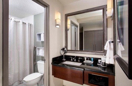 SoNo Hotel | Crowne Plaza Atlanta - Midtown by IHG