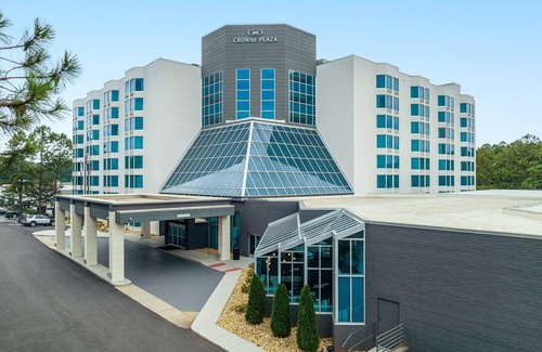 Norcross Hotel | Crowne Plaza Atlanta NE - Norcross by IHG