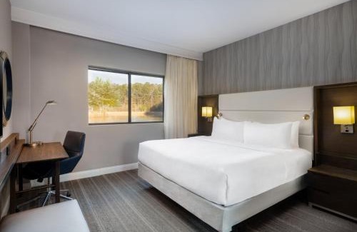 Peachtree City Hotel | Crowne Plaza Atlanta SW - Peachtree City by IHG