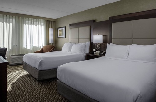 Woburn Hotel | Crowne Plaza Boston - Woburn by IHG
