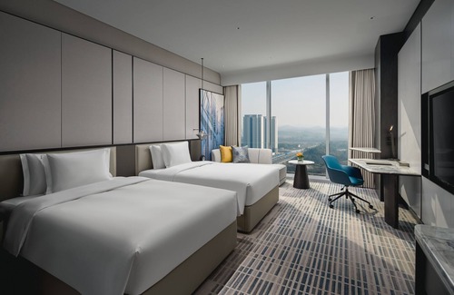 Echeng District Hotel | Crowne Plaza Ezhou by IHG