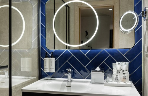 Ortakoy Hotel | Crowne Plaza Istanbul Ortakoy Bosphorus by IHG