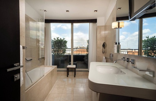 Abbadesse Hotel | Crowne Plaza Milan City by IHG
