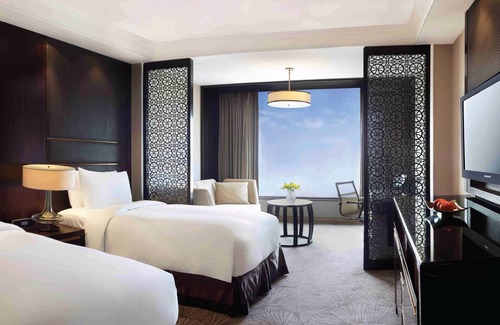 Mayur Vihar Phase 1 Hotel | Crowne Plaza New Delhi Mayur Vihar Noida by IHG