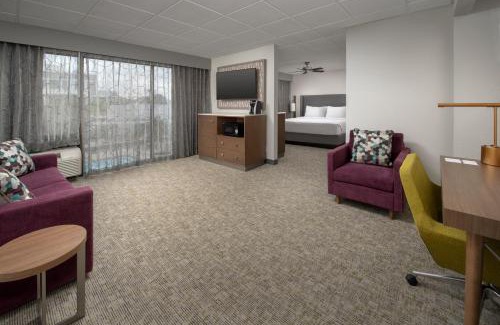 North San Antonio - SAT Hotel | Crowne Plaza San Antonio Airport by IHG