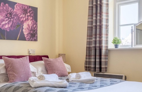 Near Sawrey Apartment | Crummock - Two Bedroom Apartment, Sleeps 4