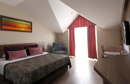 Kemer Resort | Crystal Aura Beach Resort & Spa - Ultimate All Inclusive