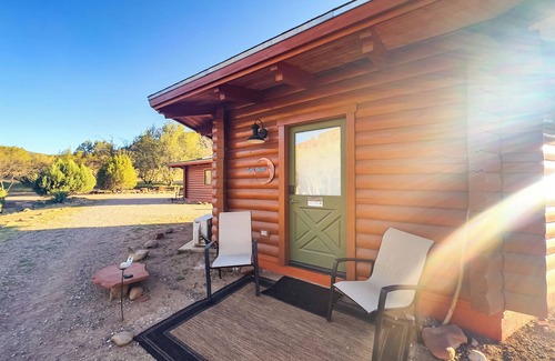 Cornville Cabin | Crystal Chalet Luna Beam