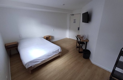 Claye-Souilly Hotel | CRYSTAL HOTEL
