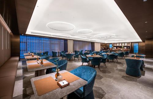 Chengyang Hotel | Crystal Hotel Qingdao The Mall of Splendors