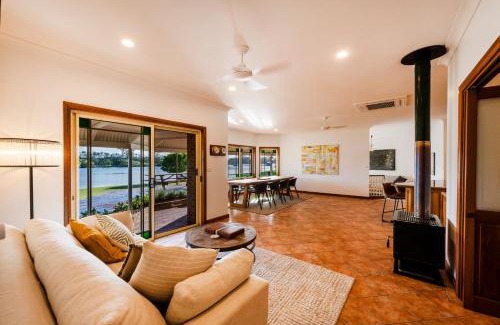 Yamba House | Crystal Palms - LJHooker Yamba