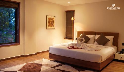 Vadakara Hotel | Crystal Suites
