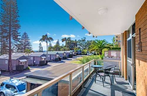 Port Macquarie Apartment | Crystal Waters - PERFECT IN TOWN LOCATION