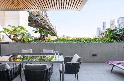 Brisbane Hotel | Crystalbrook Vincent