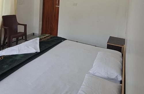 Karnaprayag Hotel | CSR Palace Langasu By StayApart