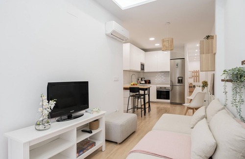Bellas Vistas Apartment | Cuatro Caminos Mercado Maravillas GRL3