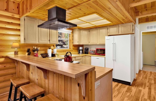 Eagle Mountain Estates House | Cub's Cabin #2561