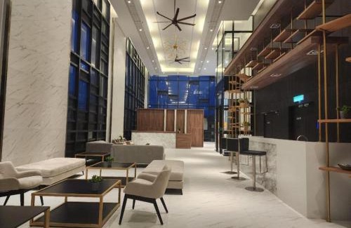 Kampung Pantai Dalam House | Cubic Botanical Suites - Bangsar South KL