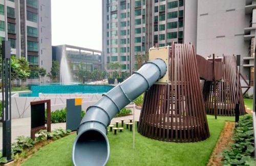 Kampung Pantai Dalam House | Cubic Botanical Suites - Bangsar South KL