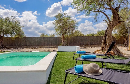 Alhaurin el Grande Cottage | Cubo's Casa Rural La Soleada/private pool/air conditioning/BBQ/free Wi-Fi