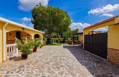 Alhaurin de la Torre House | Cubo's Finca Megan