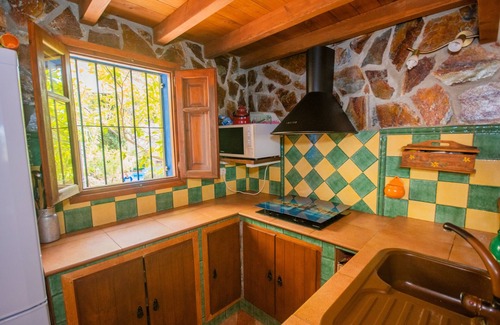 Guaro Cottage | Cubo's Jacaranda Rural Cottage/Private Pool/Views