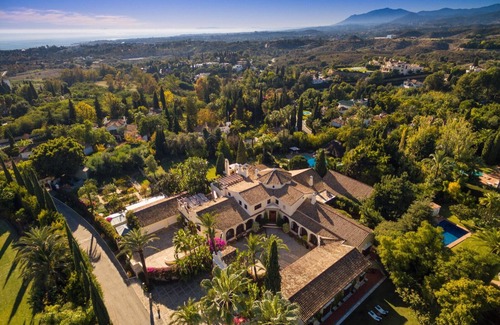 Marbella Villa | Cubo's Luxury Mansion El Baron de Sierra Blanca/privacy/private pool/views