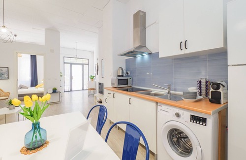 Capuchinos Apartment | Cubo's Malaga Center El Molinillo/free wifi/city center/Air conditioning