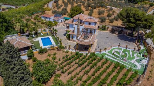 Cartama Villa | Cubo's Villa Fina & Minigolf included