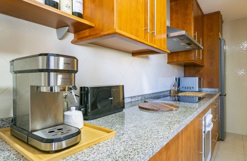 Elviria Apartment | Cubo’s Santa Maria Green Hills Apartment 2B / community pool / free parking / close to beach