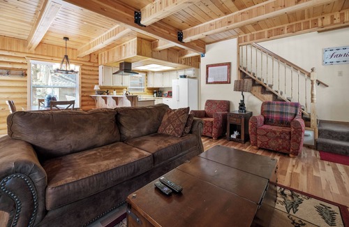 Eagle Mountain Estates Cabin | Cubs Cabin