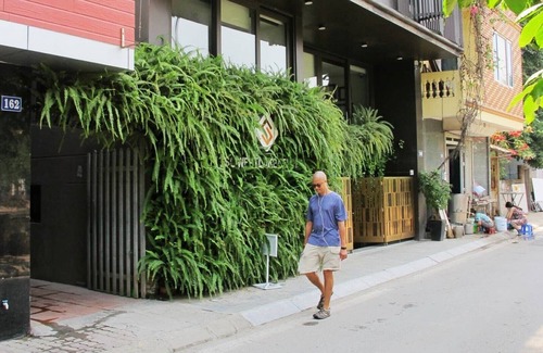 Yen Phu Apartment | Cucku Yen Hoa - Watermelon room