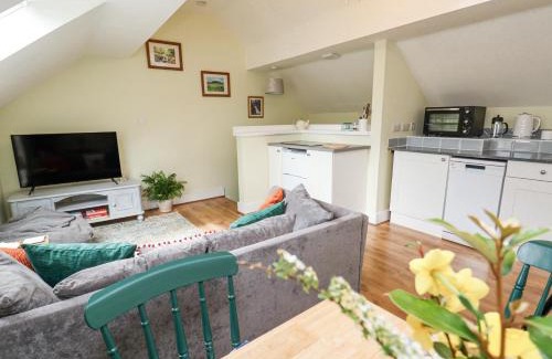 Cymau House | Cuddfan at Swallow Cottage
