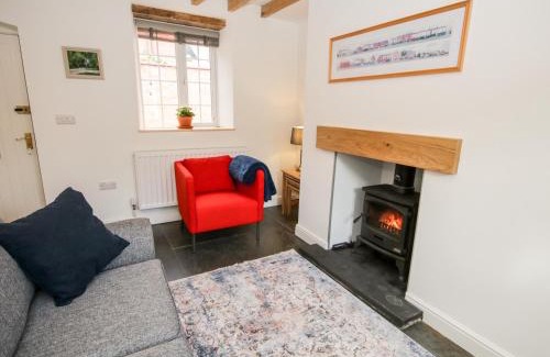 Llangollen House | Cuddfan