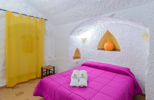 Fonelas Resort | Cuevas La Chumbera - Casa La Higuera 4pax Fonelas by Ruralidays