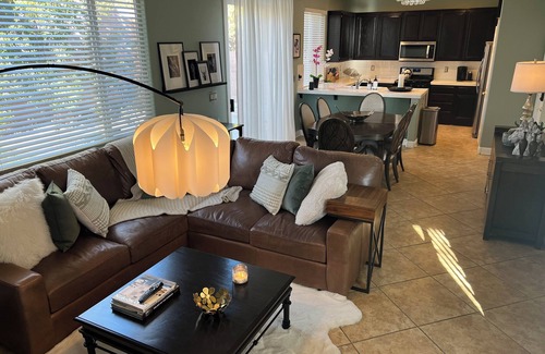 Summerlin House | Cul de sac Summerlin home near Downtown Summerlin, Ballpark and Red Rock casino