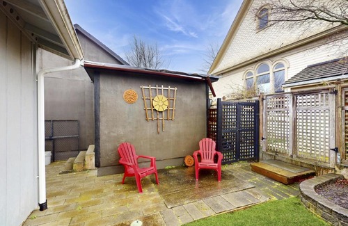 Anacortes House | Cultural Cottage in Old Town Anacortes