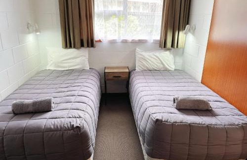 North Dunedin Hotel | Cumberland Motel