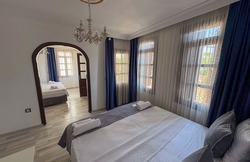 Ayvalik House | Cunda Palace