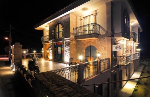 Mithatpasa Hotel | Cunda Rota Otel
