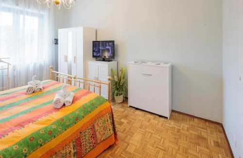Cuneo Nuova Apartment | Cuneo Centro -Elegante Dimora con Parcheggio&Bici