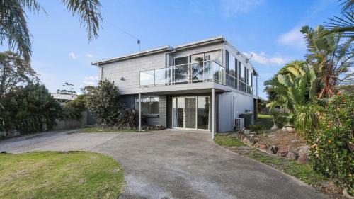 Lakes Entrance House | Cunninghame Views