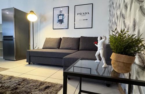 Vicenza Apartment | Cuore della Città - Netflix Free