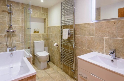 North Berwick Apartment | Curlew - double upper apartment
