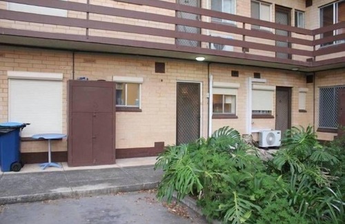 Goodwood Apartment | Curtin on Leader St - 2 bedroom, ground floor