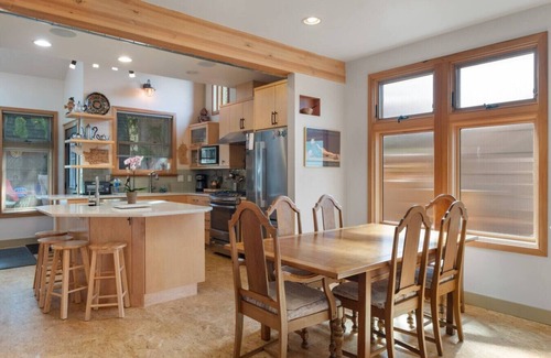 Genesee House | Custom Charm! Central - Office & Peaceful yard!
